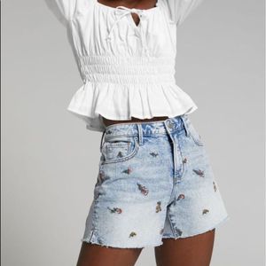 Driftwood Lulu Floral Embroiderer Raw Hem Denim Shorts.Size 24